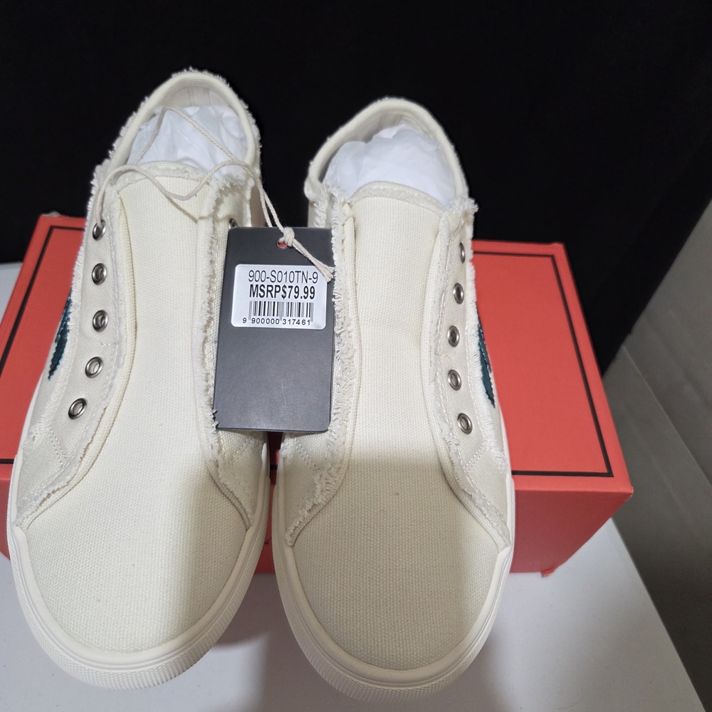 Montana West Cream Sneakers